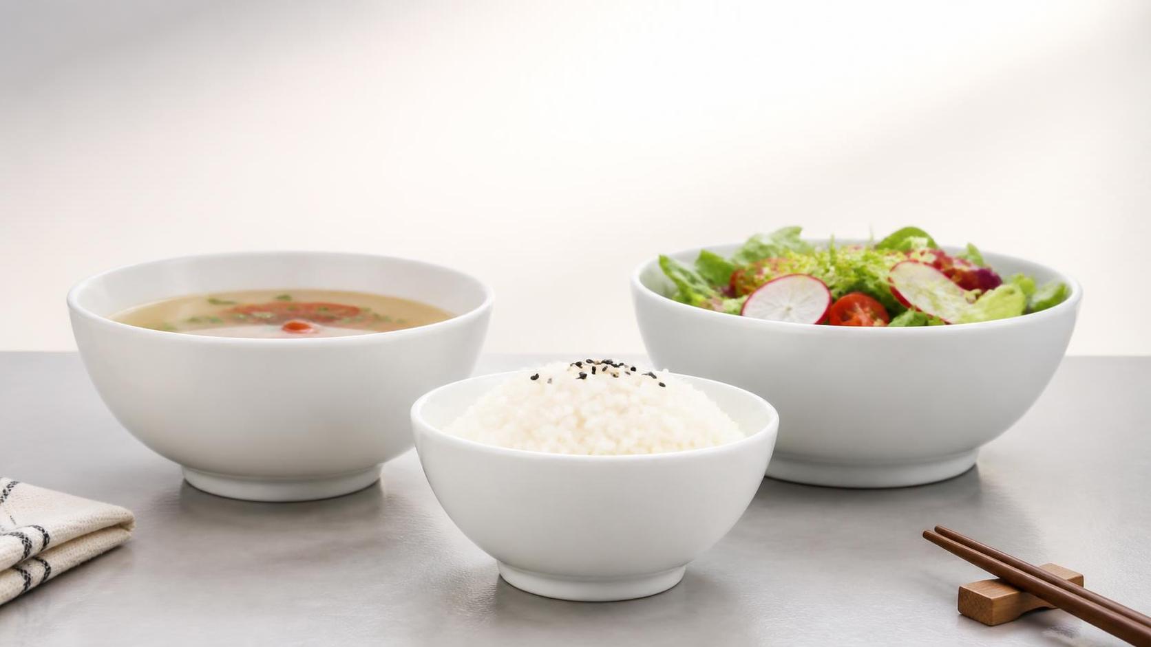 How to Choose a Porcelain Bowl for Soup, Rice, and Everyday Serving?