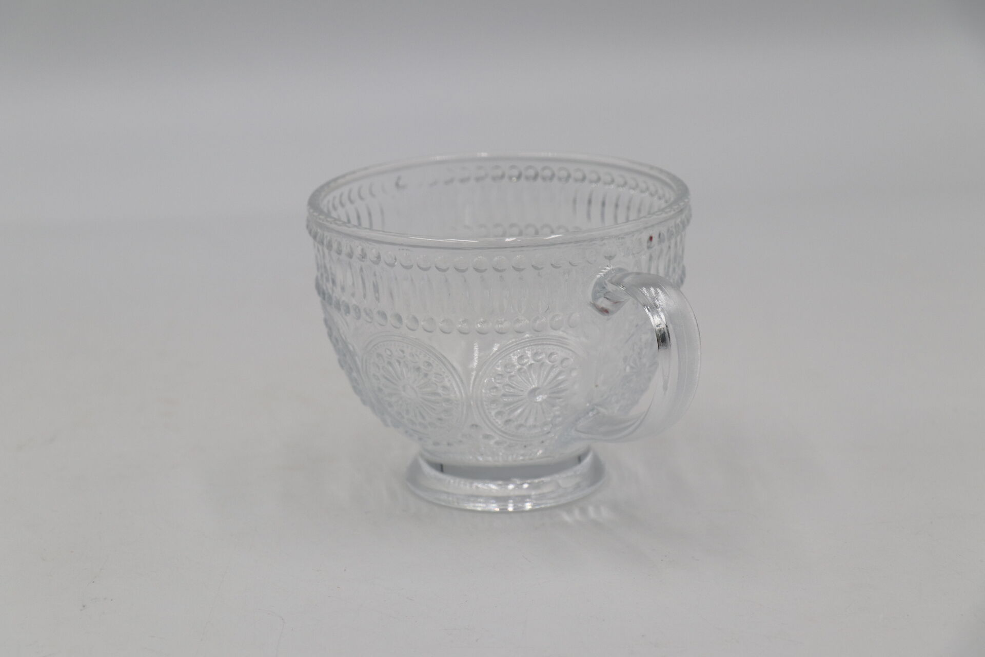 Embossed Drinking Glass Cup, Clear Embossed Breakfast Cups,Lead-free Drinking Glasses with Handle for Cappuccino,Latte,Milk,Hot or Cold Beverages