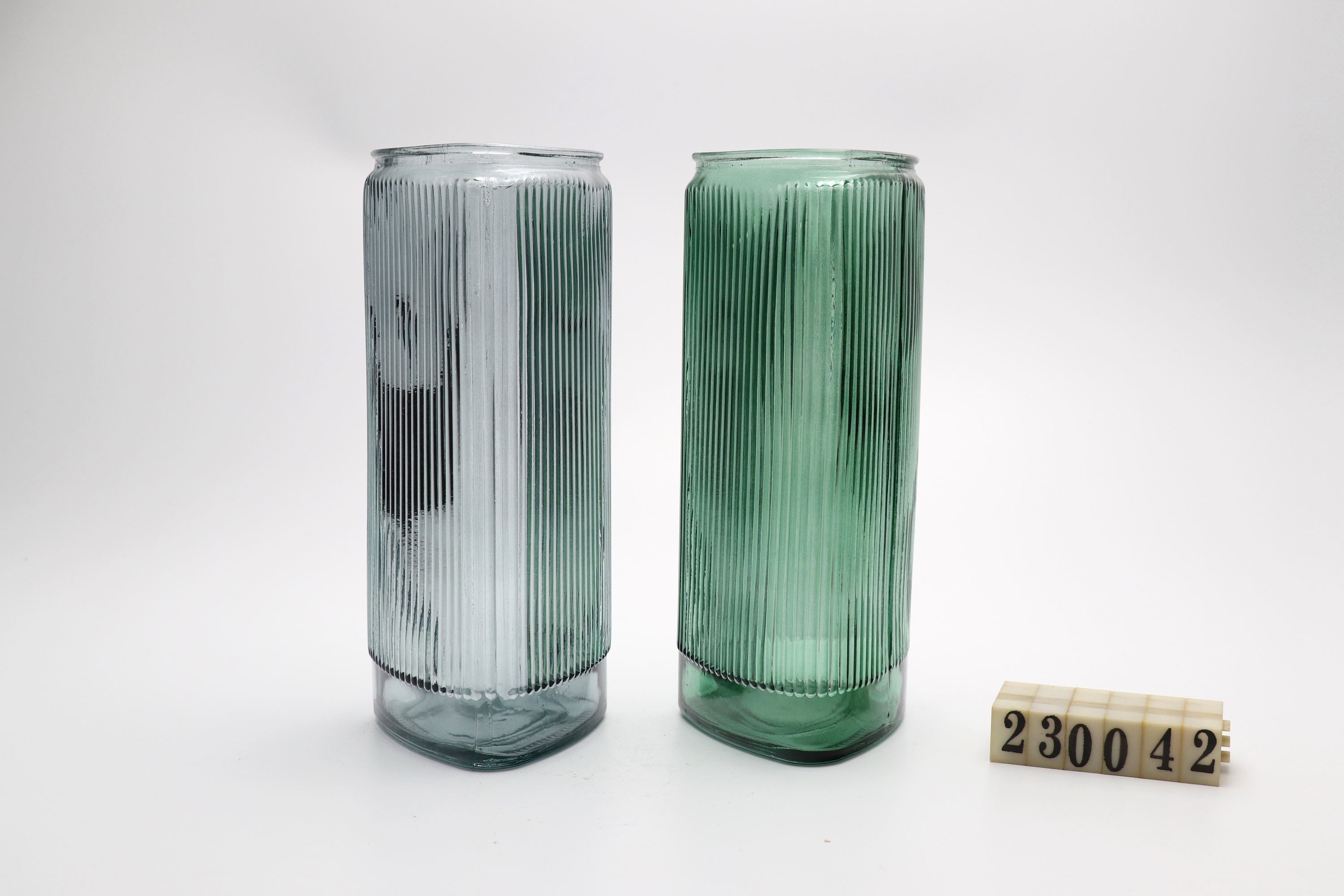 Ribbed Glass Vase, Clear Glass Vase, Flower Vase for Centerpieces, Tall Vase, Large Glass Vasen for Living Room, Dining Table, Entryway, Mantle, Shelf, Wedding, Office