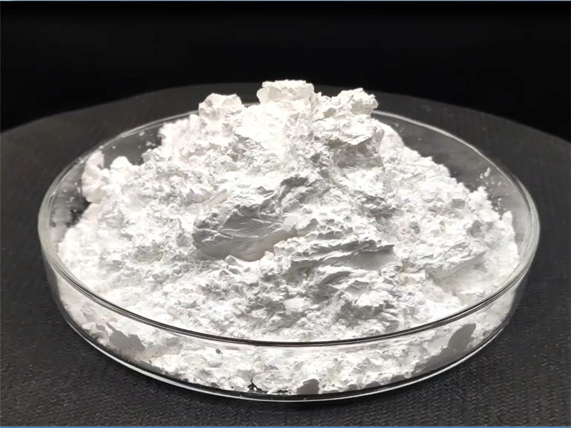 White fused alumina F240