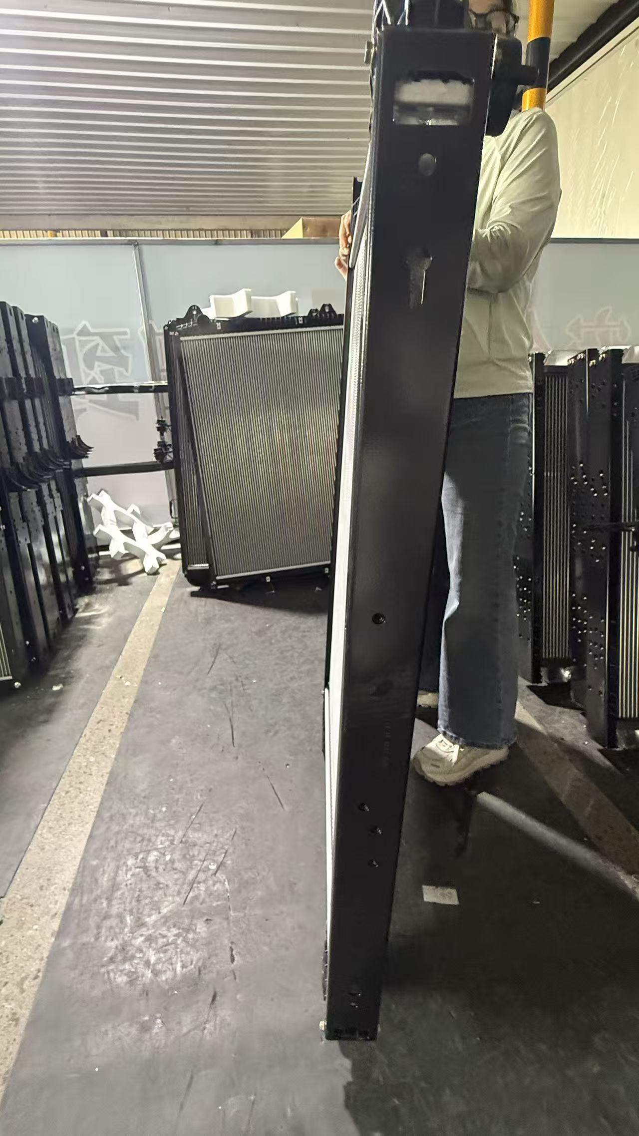 XD81701 RADIATOR FOR SCANIA