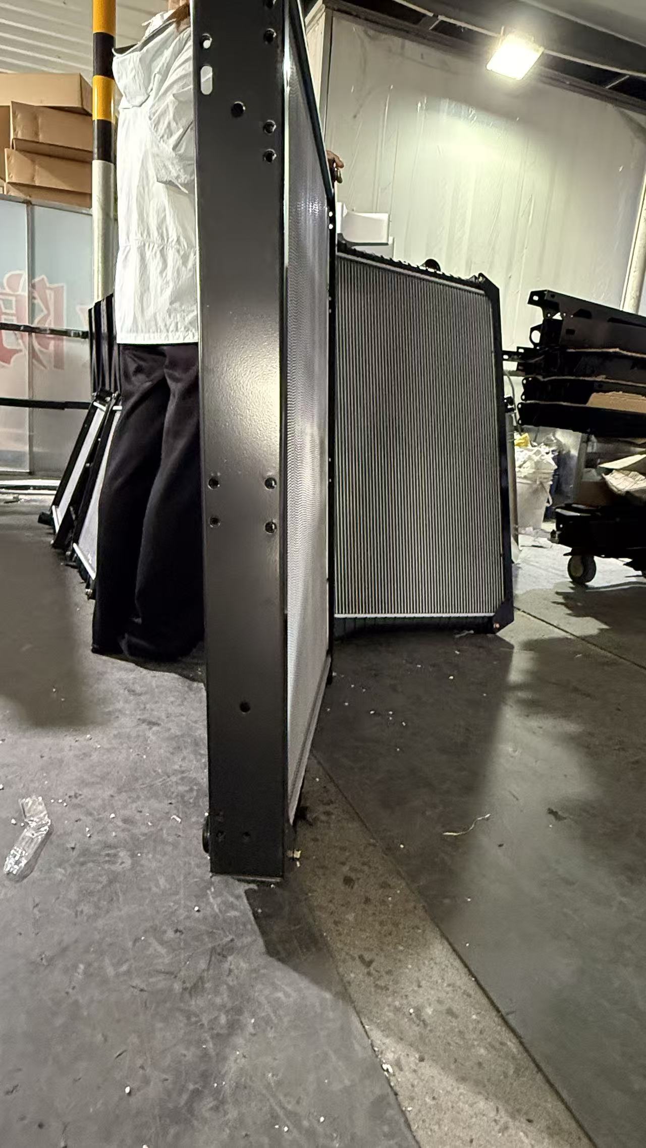 XD1011 RADIATOR FOR HINO