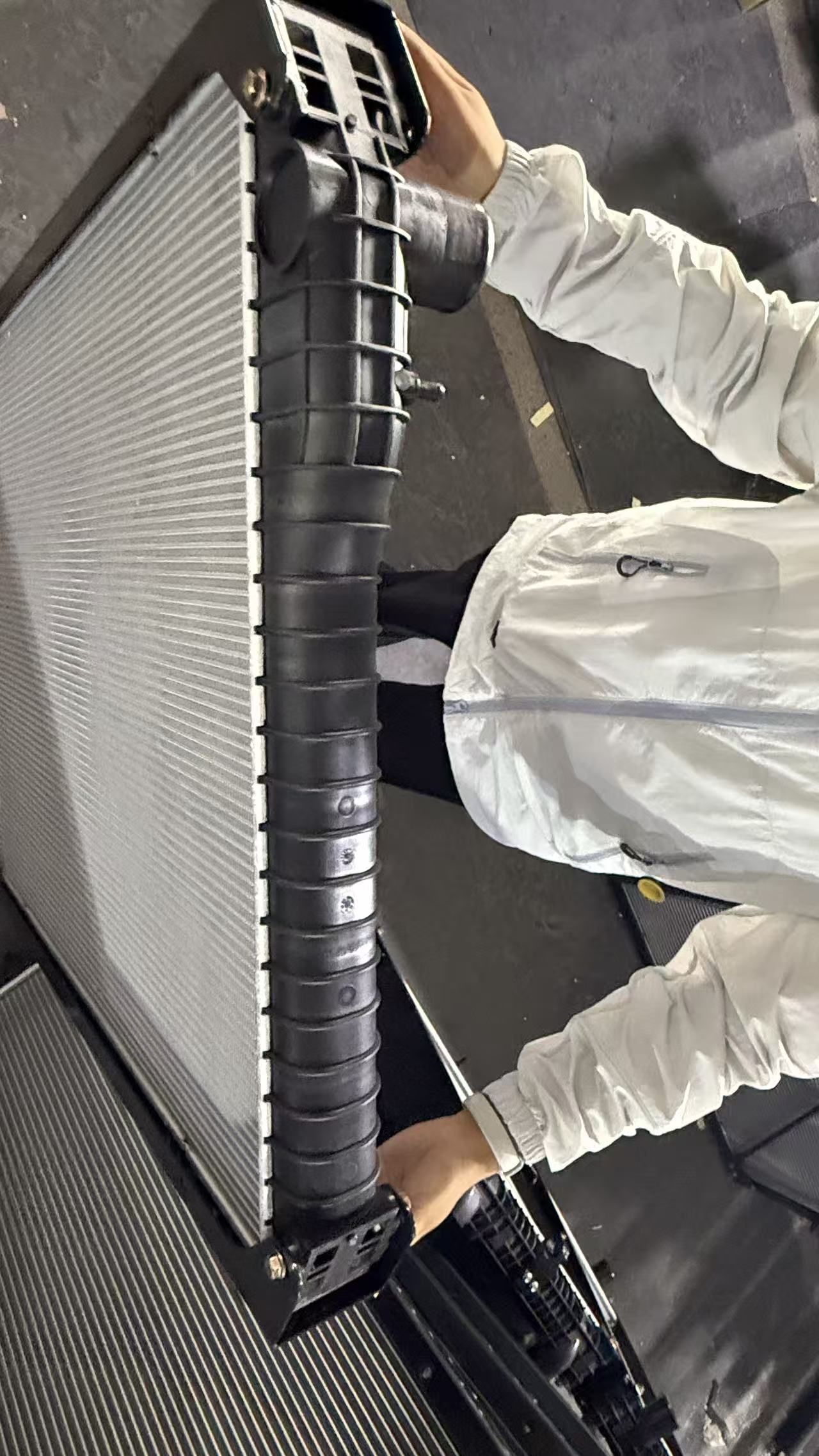 XD1011 RADIATOR FOR HINO