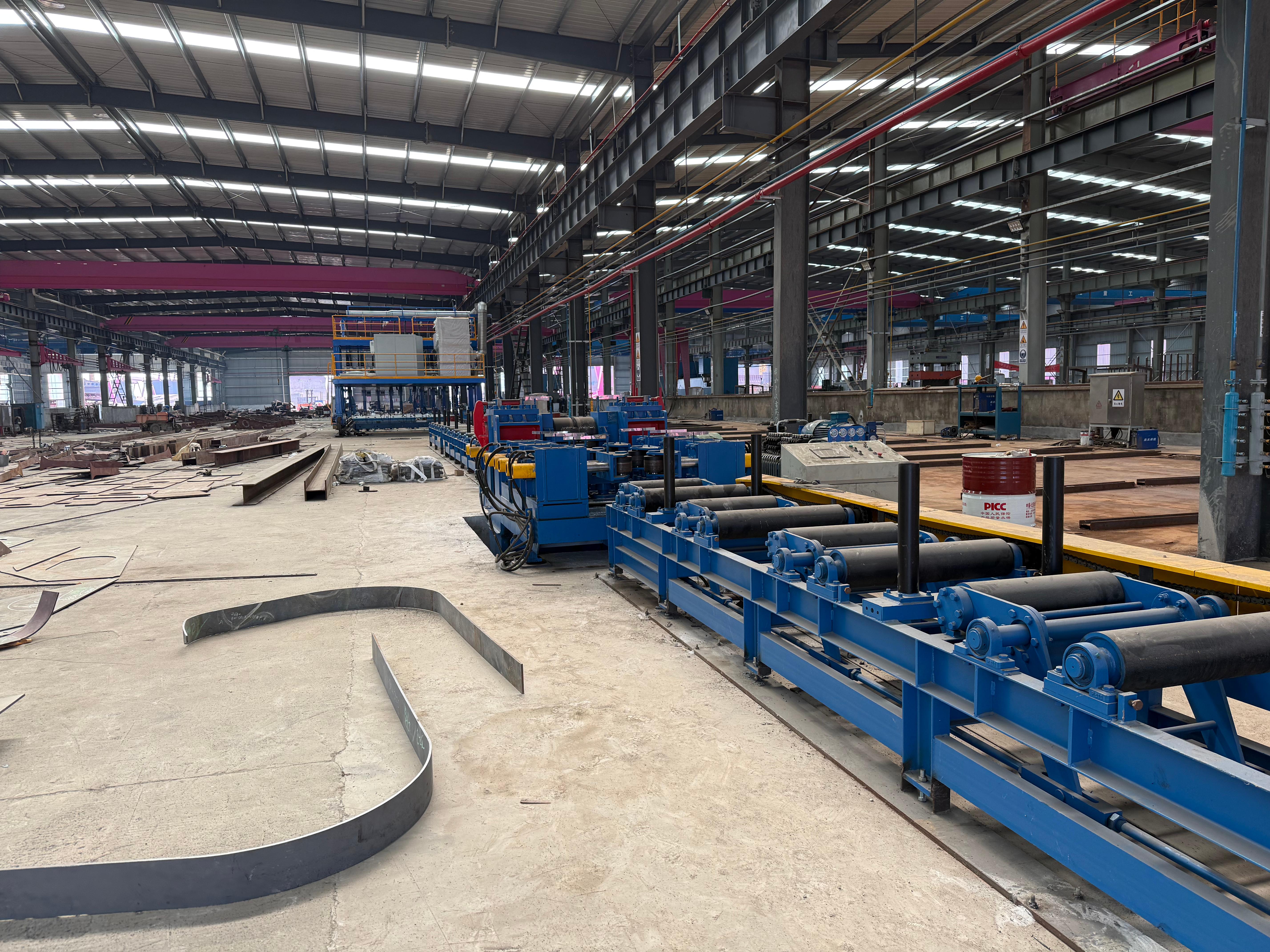 T beam straightening machine