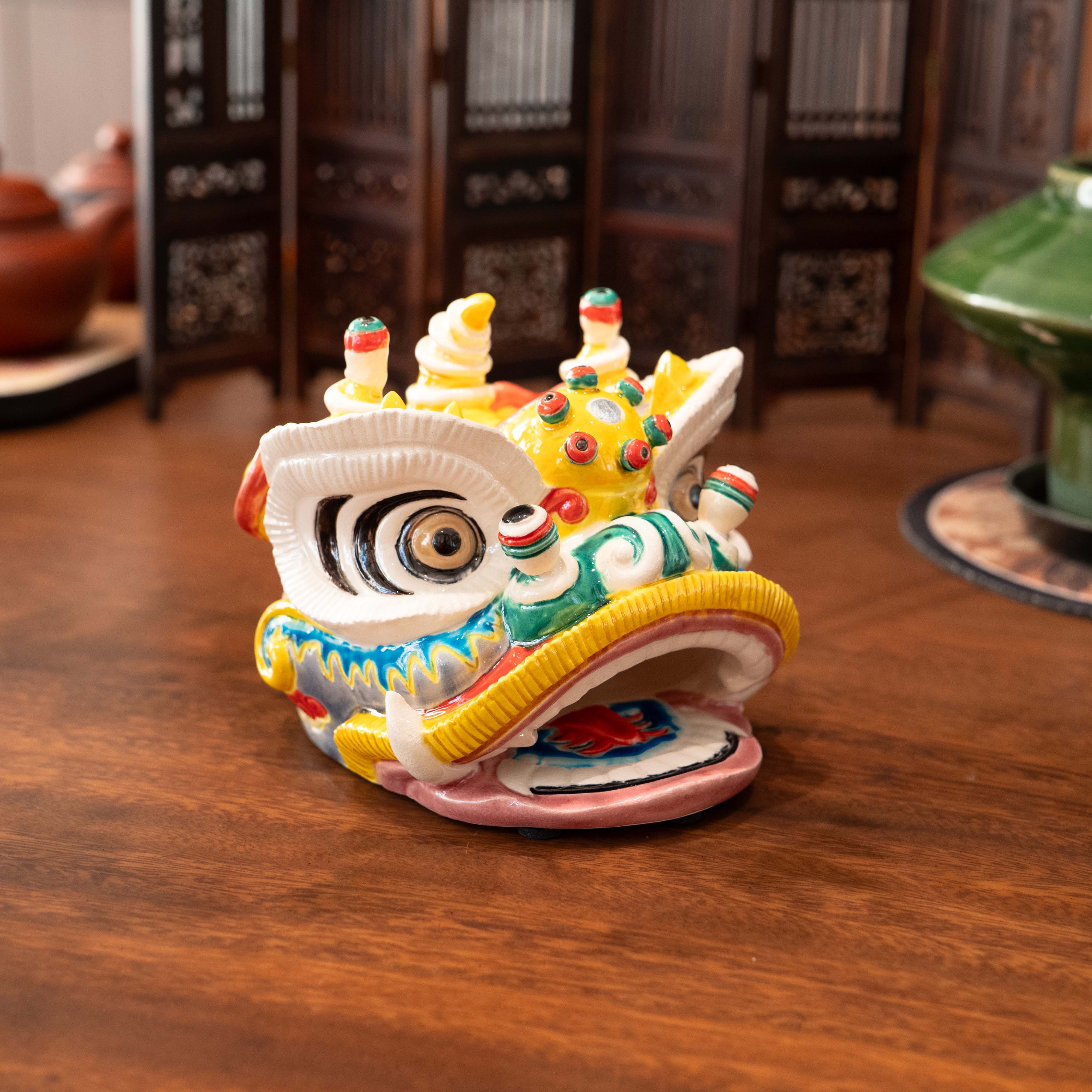 三国狮头刘关张Three Kingdoms Lion-Head Liu, Guan, and Zhang