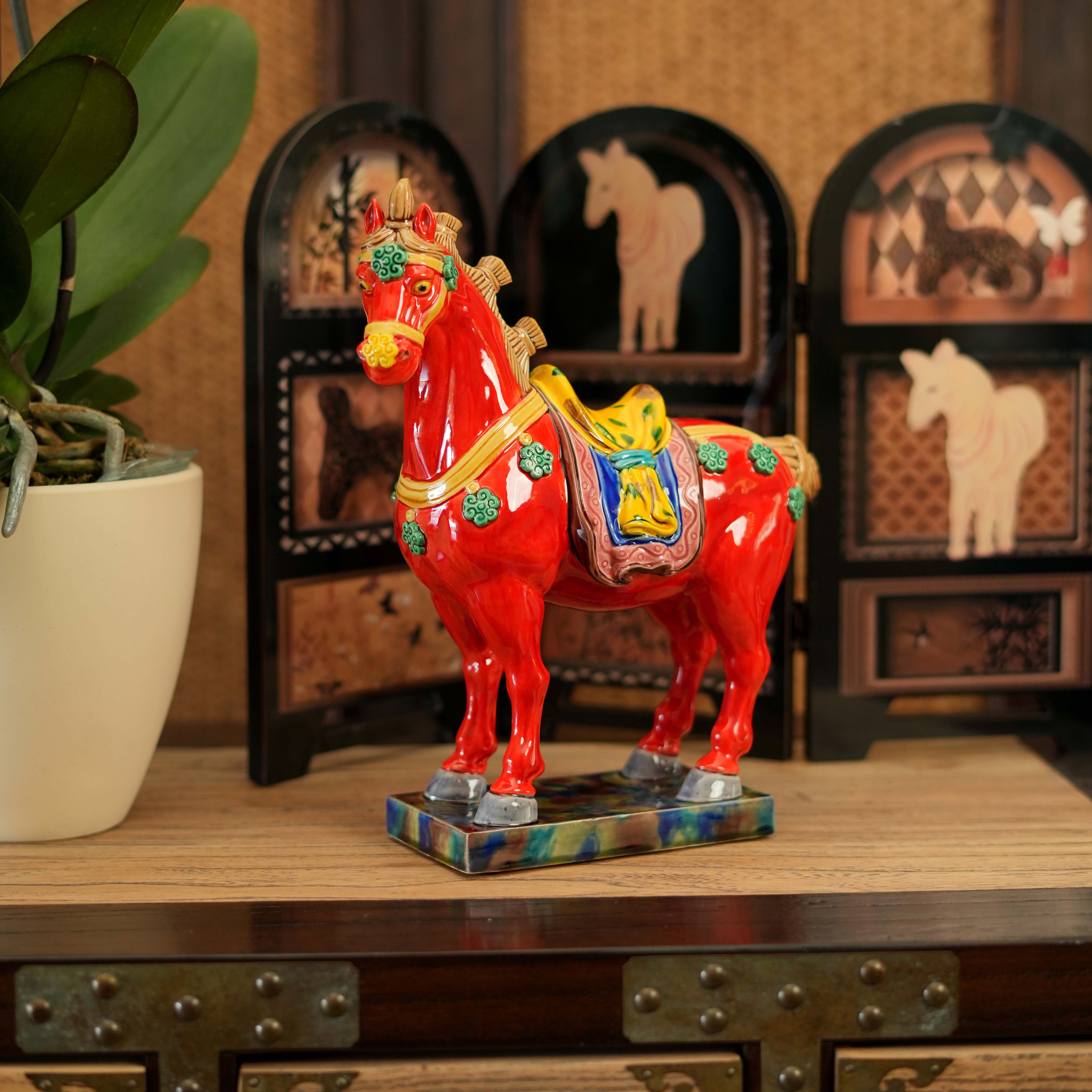 红宝马Red Glorious Horse Ornament