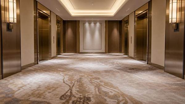 Luxury hotel carpets: which materials age more gracefully?
