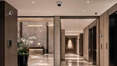 Hotel security systems that reduce blind spots indoors