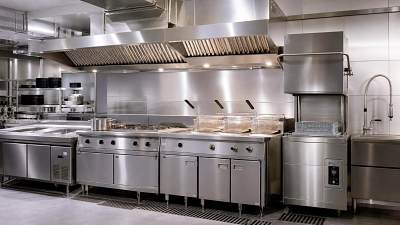 What Commercial Kitchen Equipment for Restaurants Reduces Downtime During Peak Service