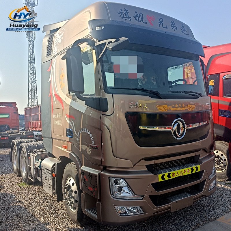 Dongfeng KX 6x4 Tractor Head Truck