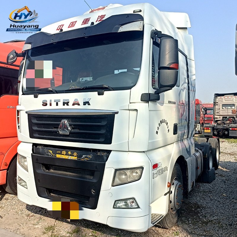 Sinotruk C7H Heavy Truck 540HP 6x4 Automatic Tractor