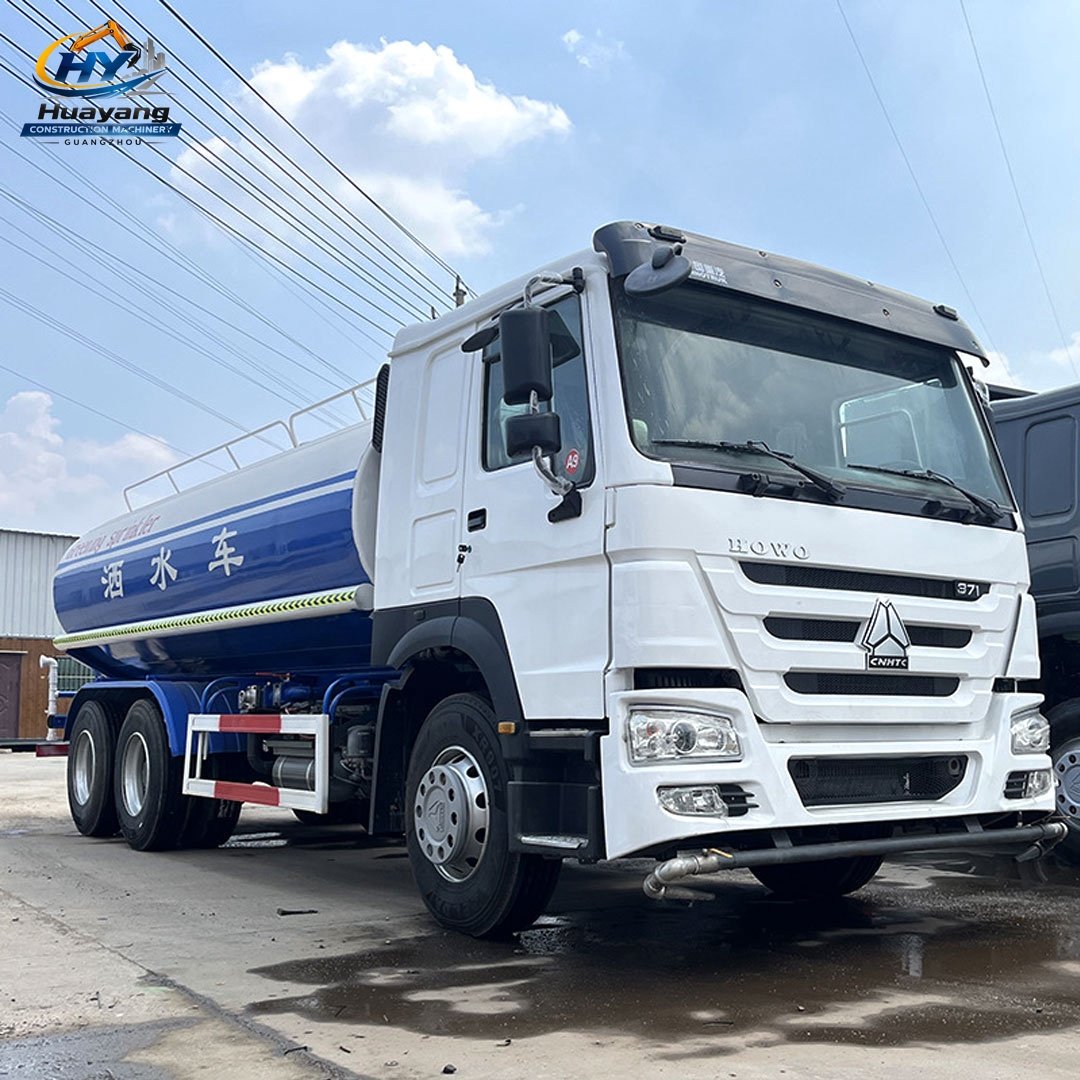 Sinotruk Water Tanker