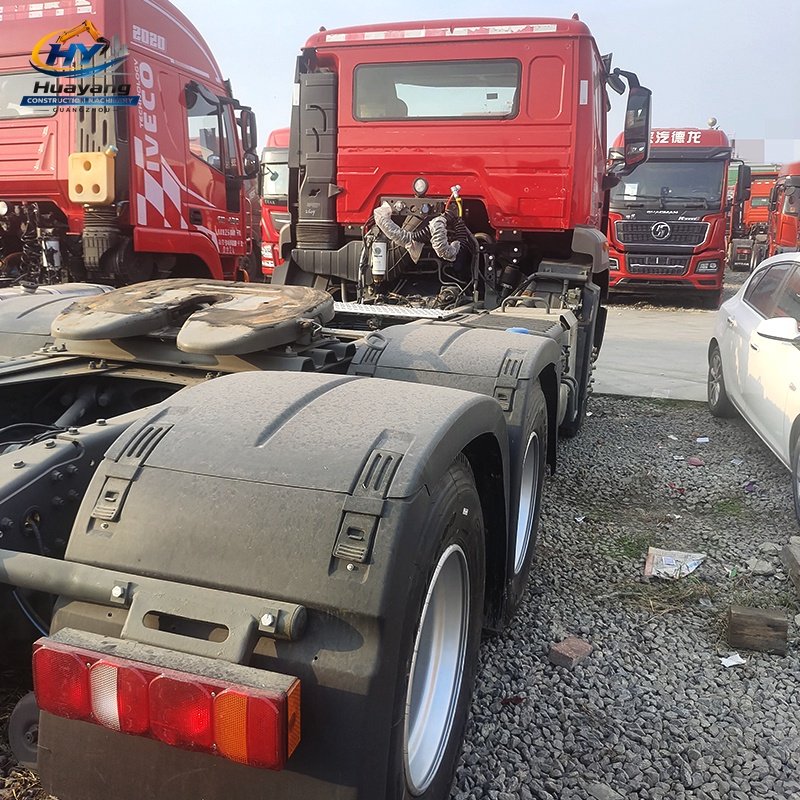 Howo N7W Heavy Truck 460HP 6x4 Tractor