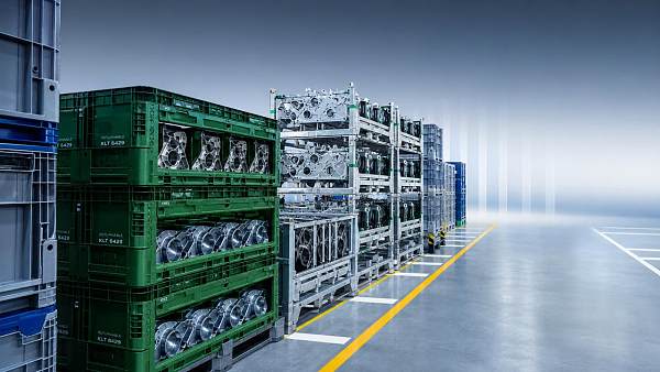 Returnable packaging can lower waste in auto shipping Returnable packaging can lower waste in auto shipping