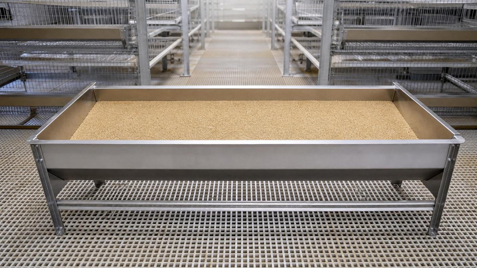 Feeding Trough: Practical Selection and Farm Use Feeding Trough: Practical Selection and Farm Use