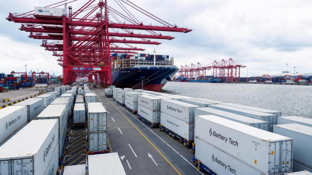 Shanghai Port Delays Stretch Battery Tech Exports Shanghai Port Delays Stretch Battery Tech Exports