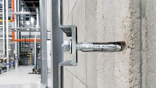 Heavy Duty Masonry Anchors: How to Avoid Pullout Failures