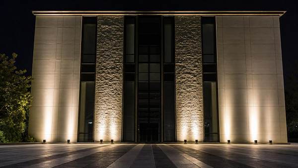 Waterproof LED Wall Washer: Common Causes of Uneven Facade Lighting