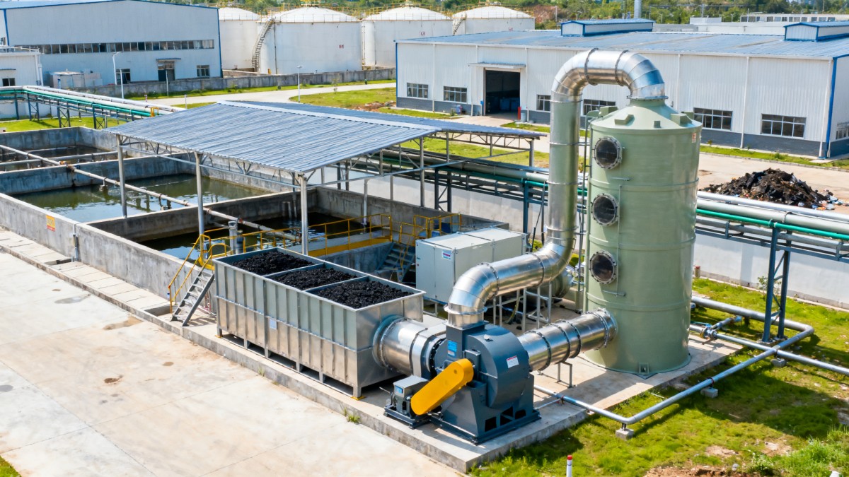 How to Choose Odor Control Systems for Waste and Water Facilities How to Choose Odor Control Systems for Waste and Water Facilities
