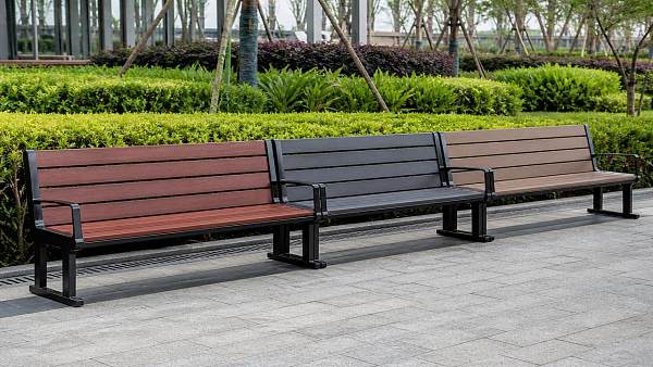 Park benches wholesale: what affects replacement rates most?