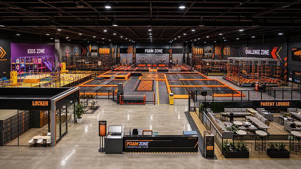 How to Choose a Trampoline Park Layout: Capacity, Age Zones, and Safety Flow