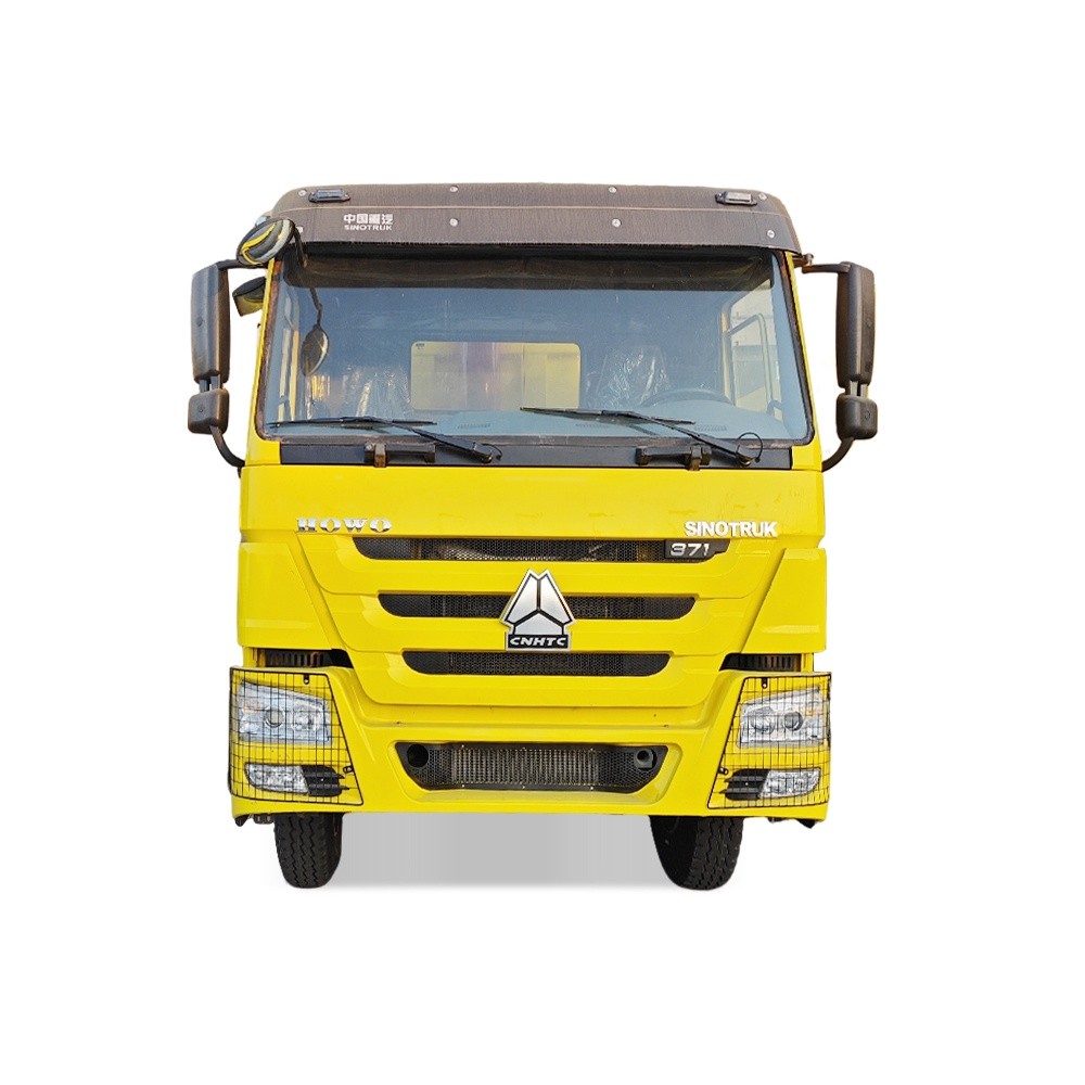 2 Used High Quality Cost-Effective Sinotruk HOWO-7 8X4 Dump Truck For Sale