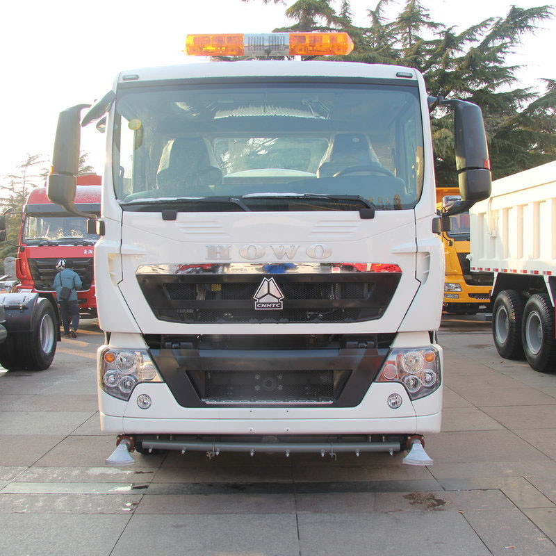 Used HOWO 4x2 Water Tank Truck 371HP 6-Wheel Sprinkler