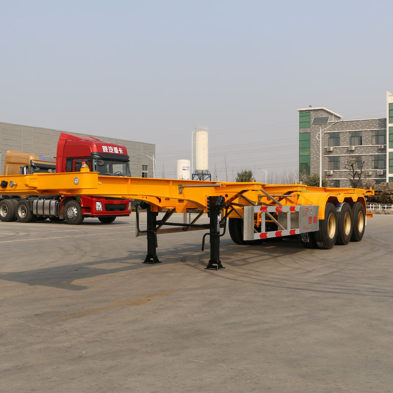 1 Used 40 foot containerized semi-trailer