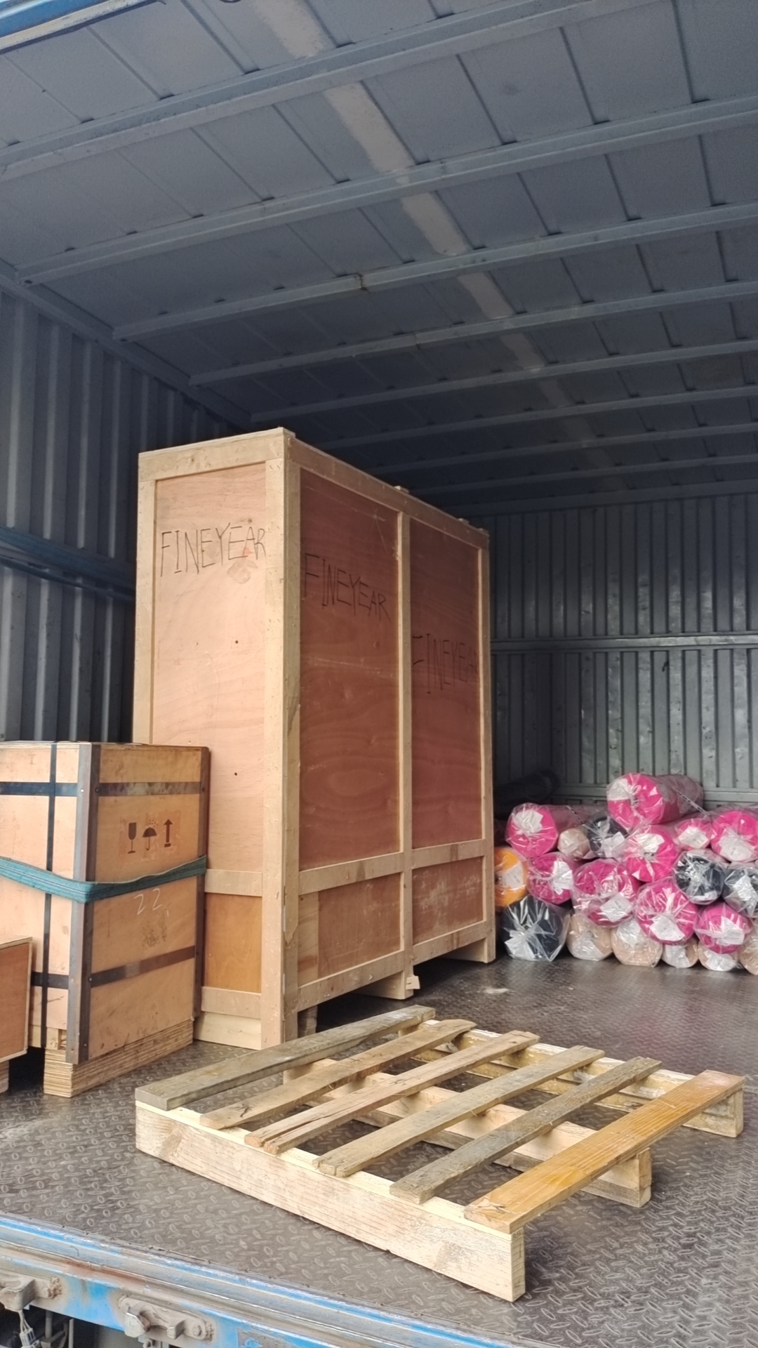 ship to UAE