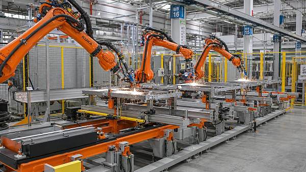 What changes the welding robot arm price the most?