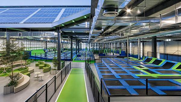 What makes a trampoline park design flow better and safer?