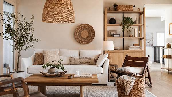 Boho Weaving Decor Looks Relaxed, but Can It Age a Room Fast?