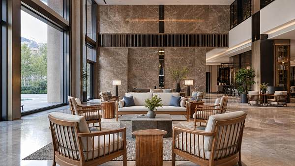 How Sustainable Furniture for Hotels Cuts Long-Term Costs