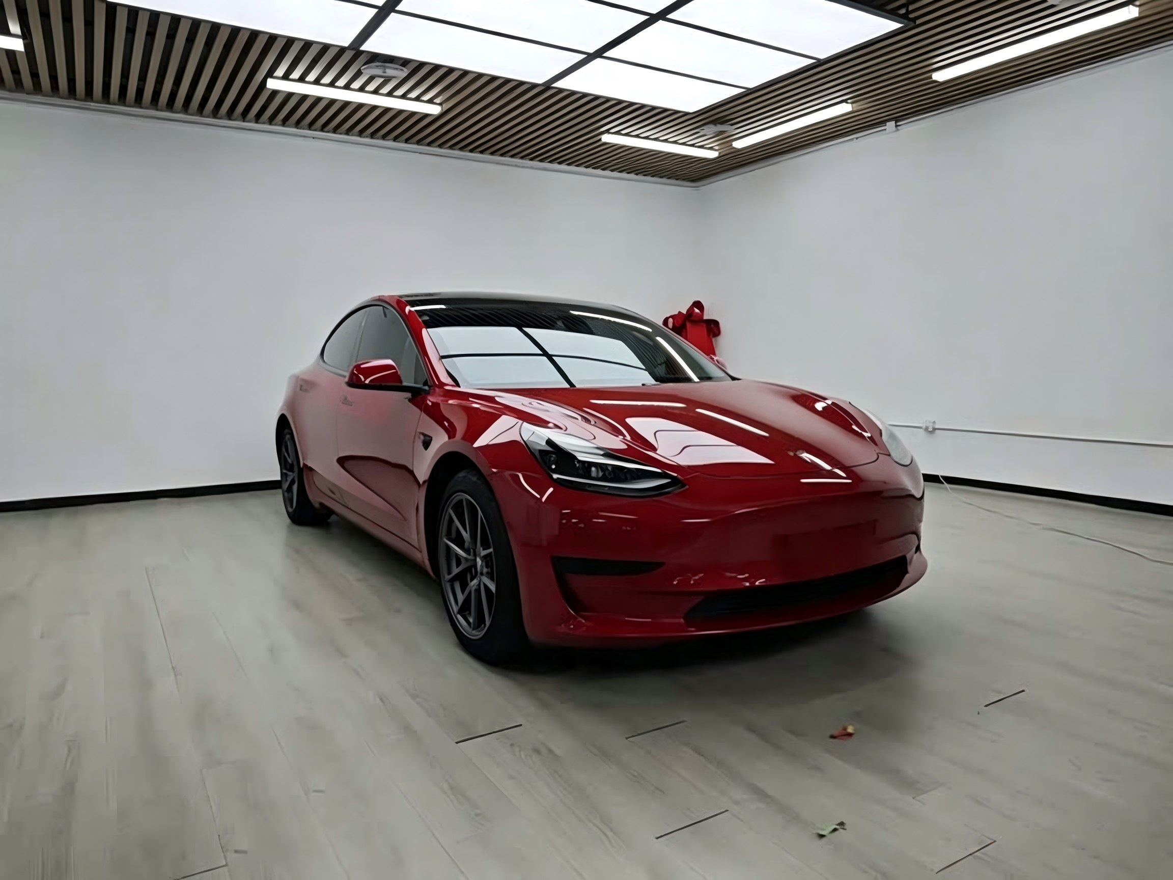 USED TESLA MODEL 3