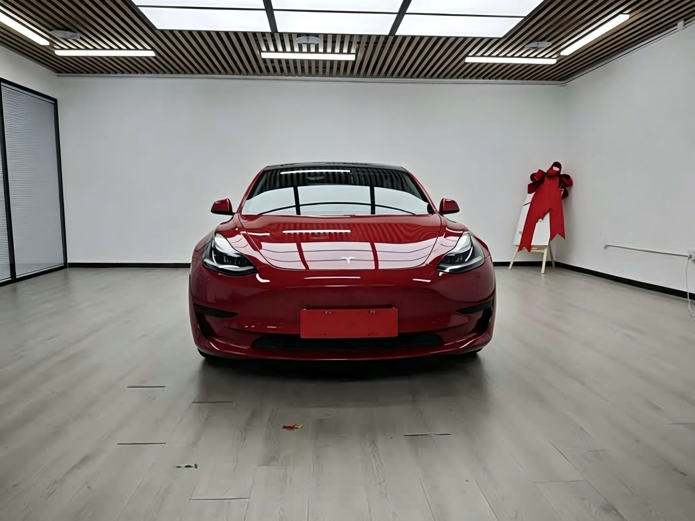 USED TESLA MODEL 3