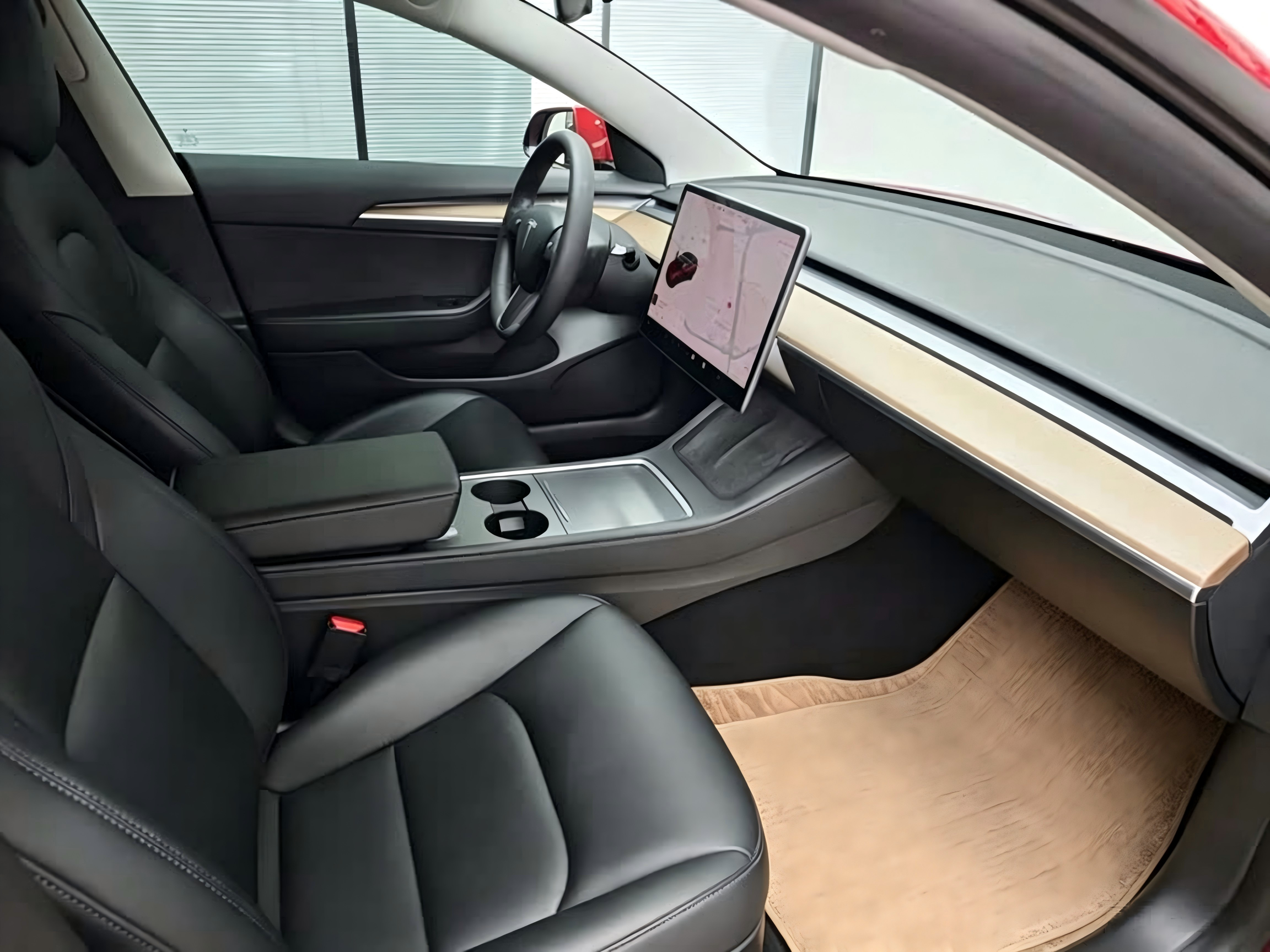 USED TESLA MODEL 3