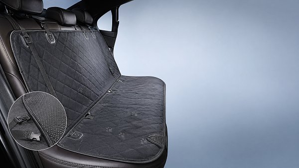Why Car Seat Covers for Pets Often Slip Out of Place