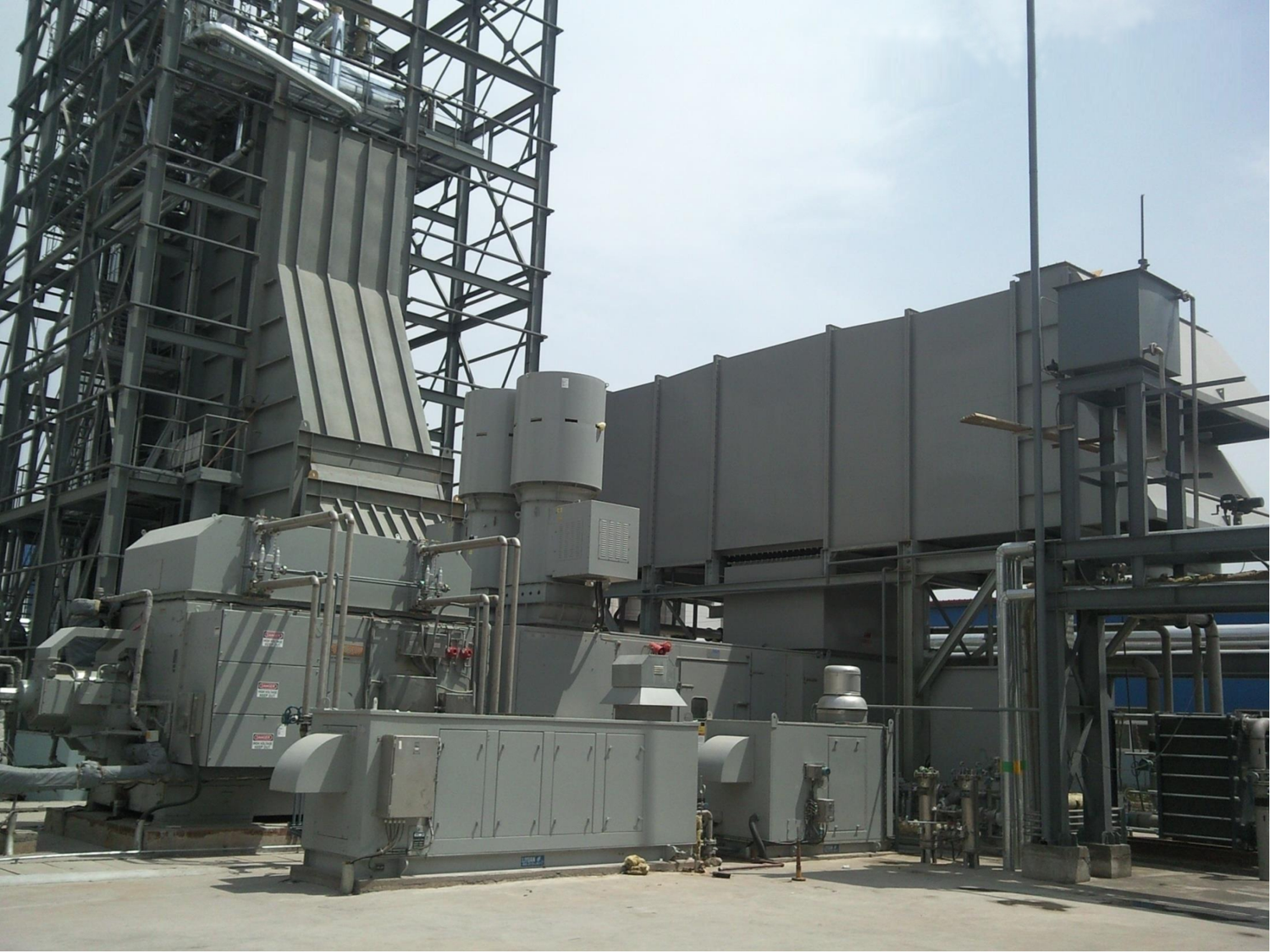 Is a steam powered generator for sale compatible with biomass-derived saturated steam at 22 bar and 350°C?