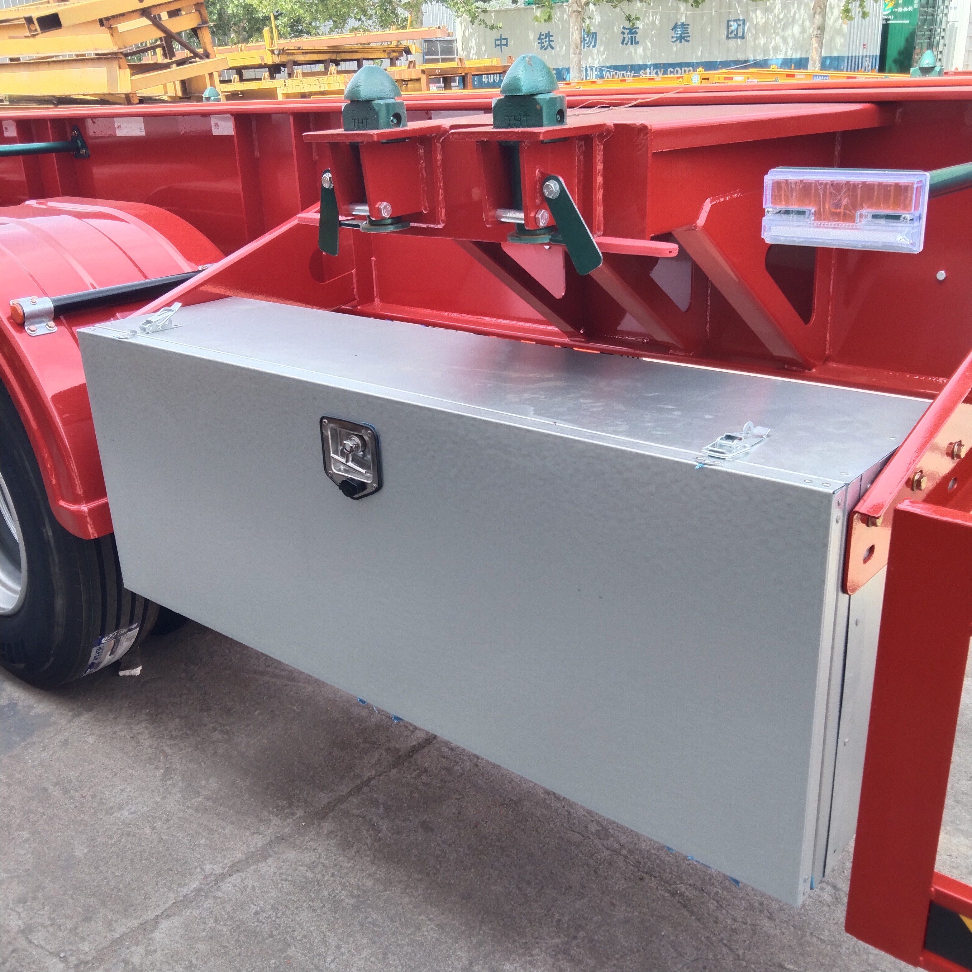 3-axle 40ft Skeleton Semi-Trailer 3-axle 40ft Skeleton Semi-Trailer
