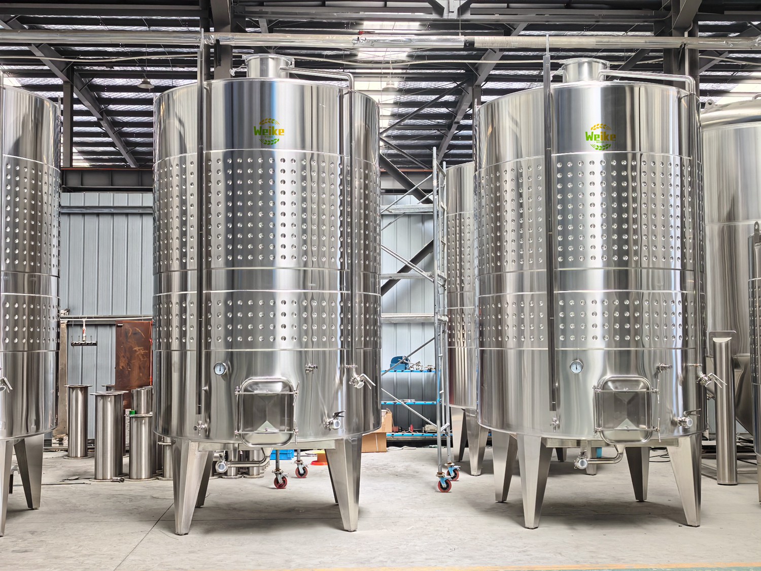 Qual é a vida útil do tanque de vinho em aço inoxidável?