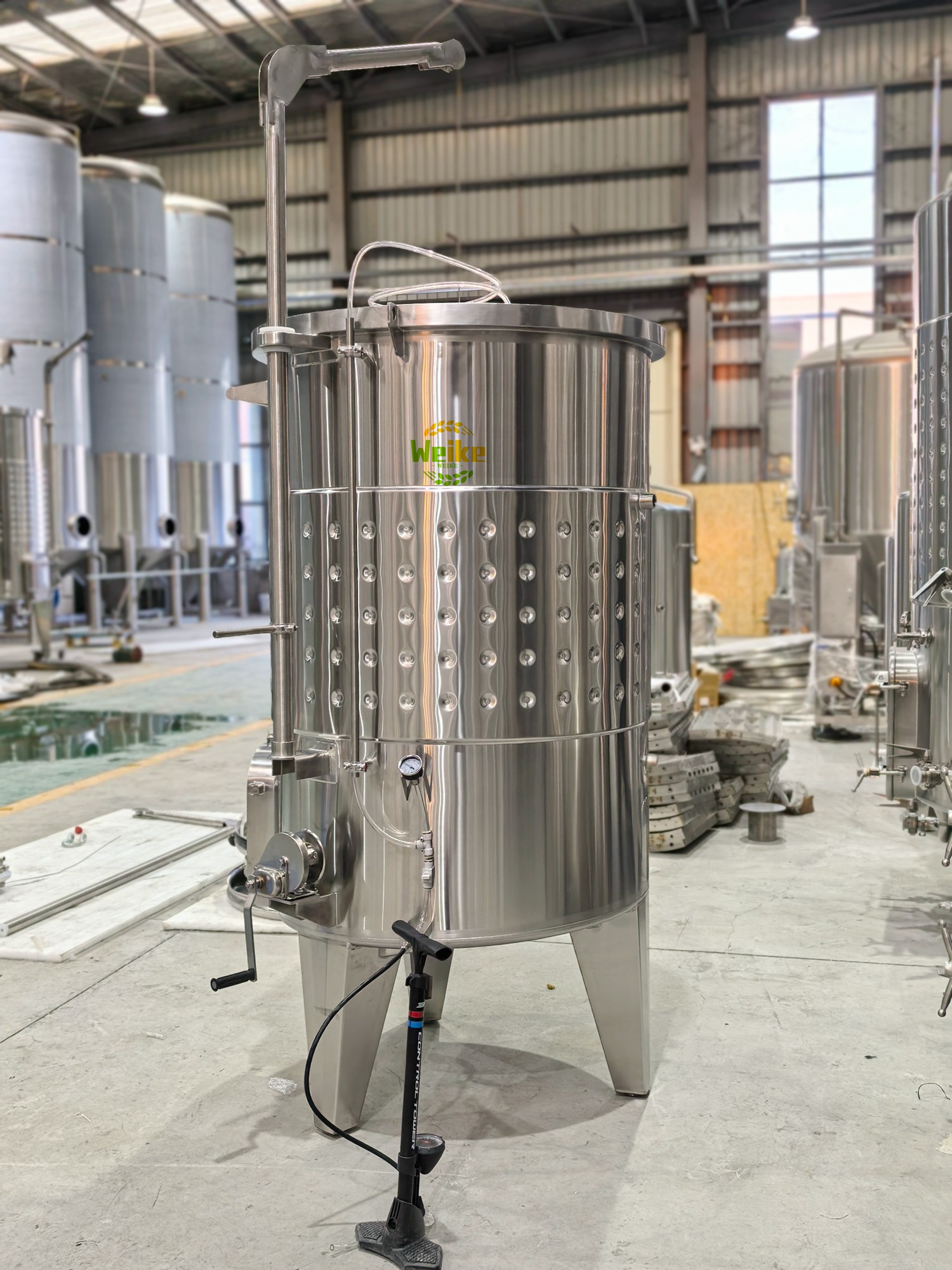variable capacity tank