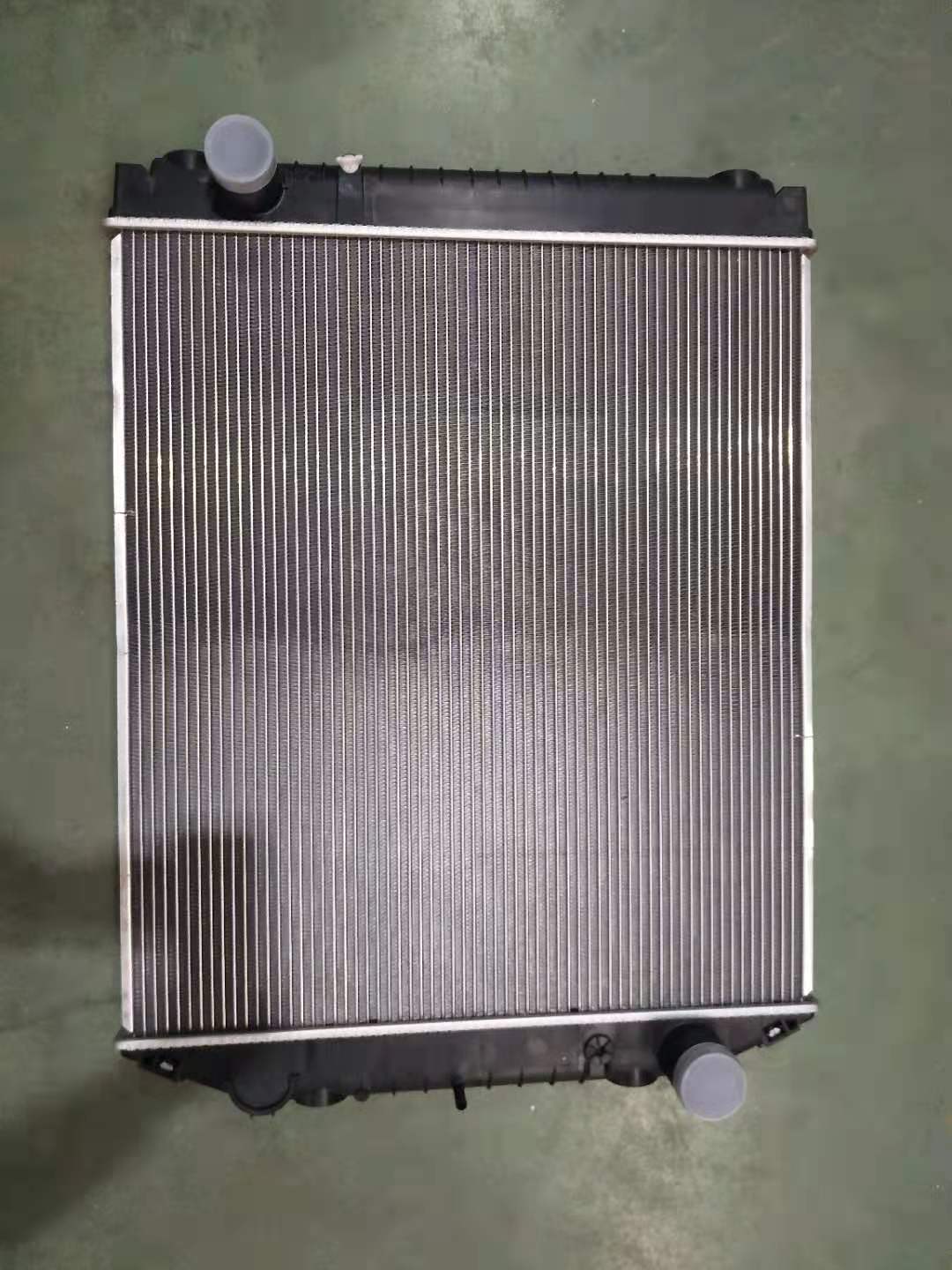 XD1041 日野用散热器