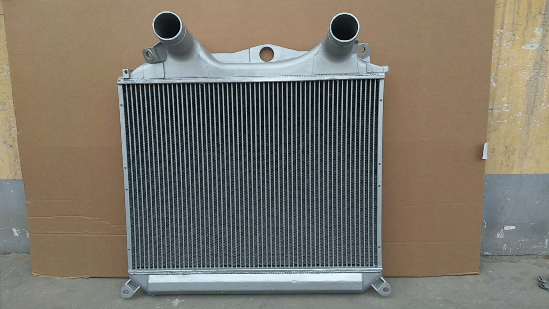 INTERCOOLER XD041 PARA MAN