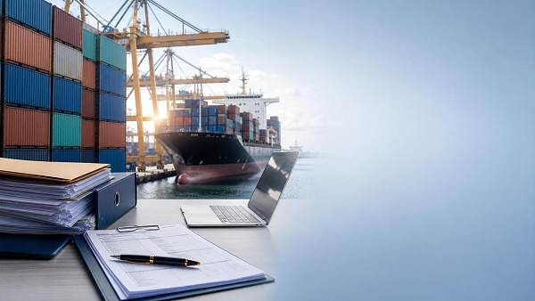 Shipping Agents vs Freight Forwarders: What Buyers Should Check Before Booking Cargo