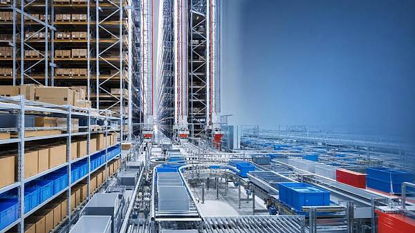 Smart Storage Solutions for Fast-Moving Inventory: Which Setup Fits Your Warehouse?