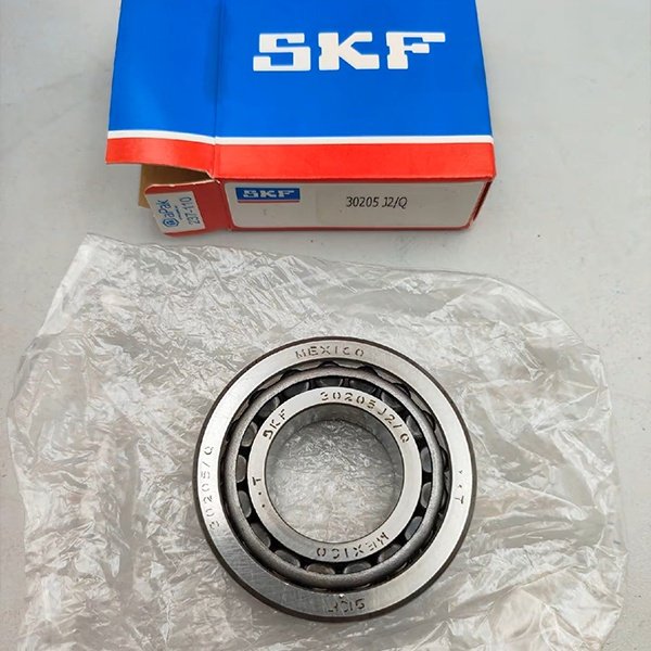 محمل بكرات مخروطية SKF 30205J2