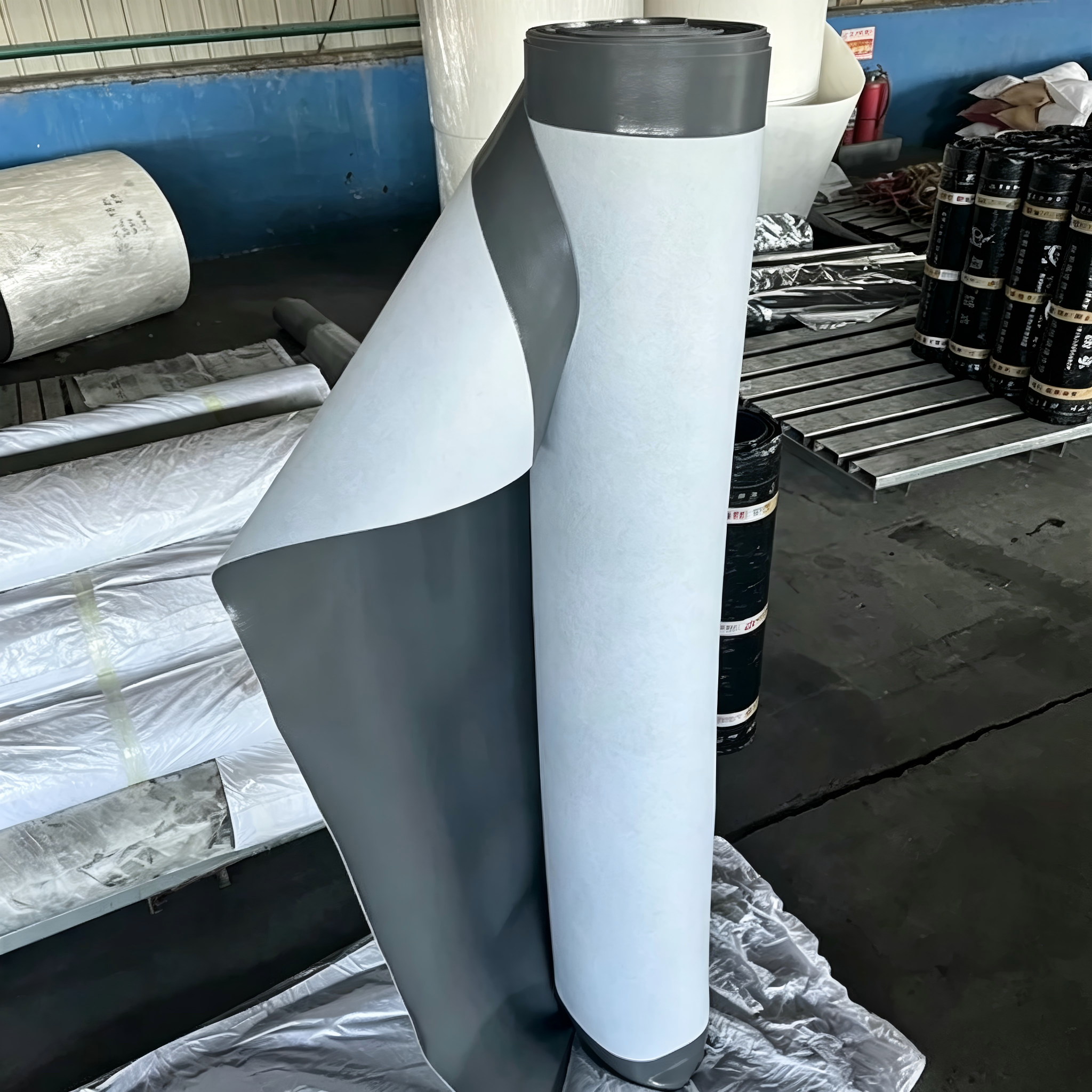 Factory Direct Price Bituminous Composite Geomembrane for landfill and reservoir anti-seepage