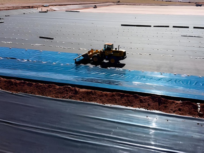 LLDPE Textured Geomembrane – When the Ground Won’t Stay Still