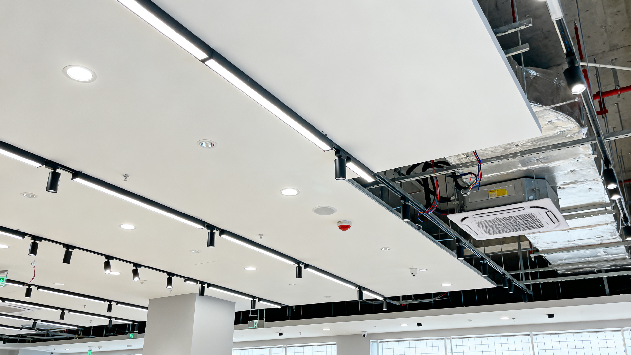 Commercial Lighting Installation: Common Site Issues and How to Prevent Delays