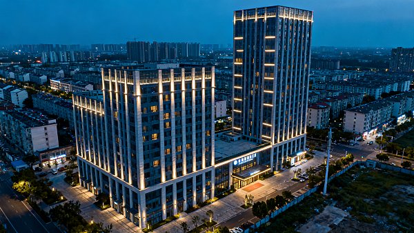 How to Evaluate a Facade Lighting Manufacturer for Long-Term Projects